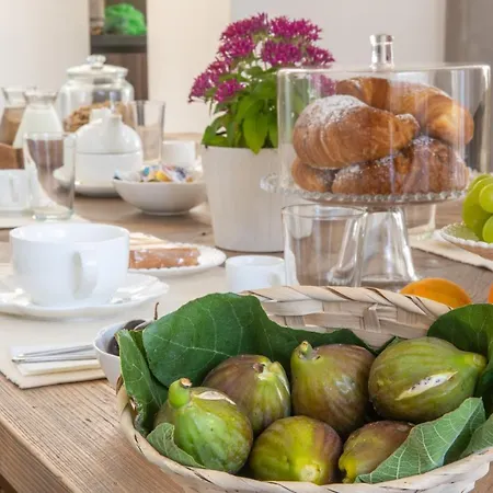 Bed & Breakfast Casa Franco 4*